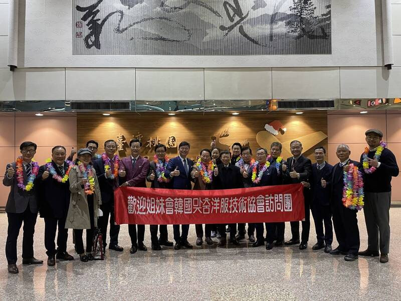 【2025中韓國際洋服技術研討會盛大舉行,技術交流引領產業新趨勢】