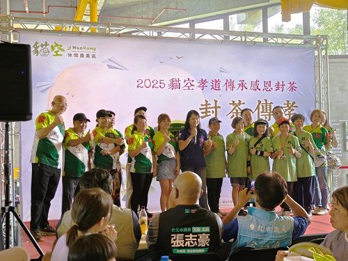 223-250Q01PKWb.jpg